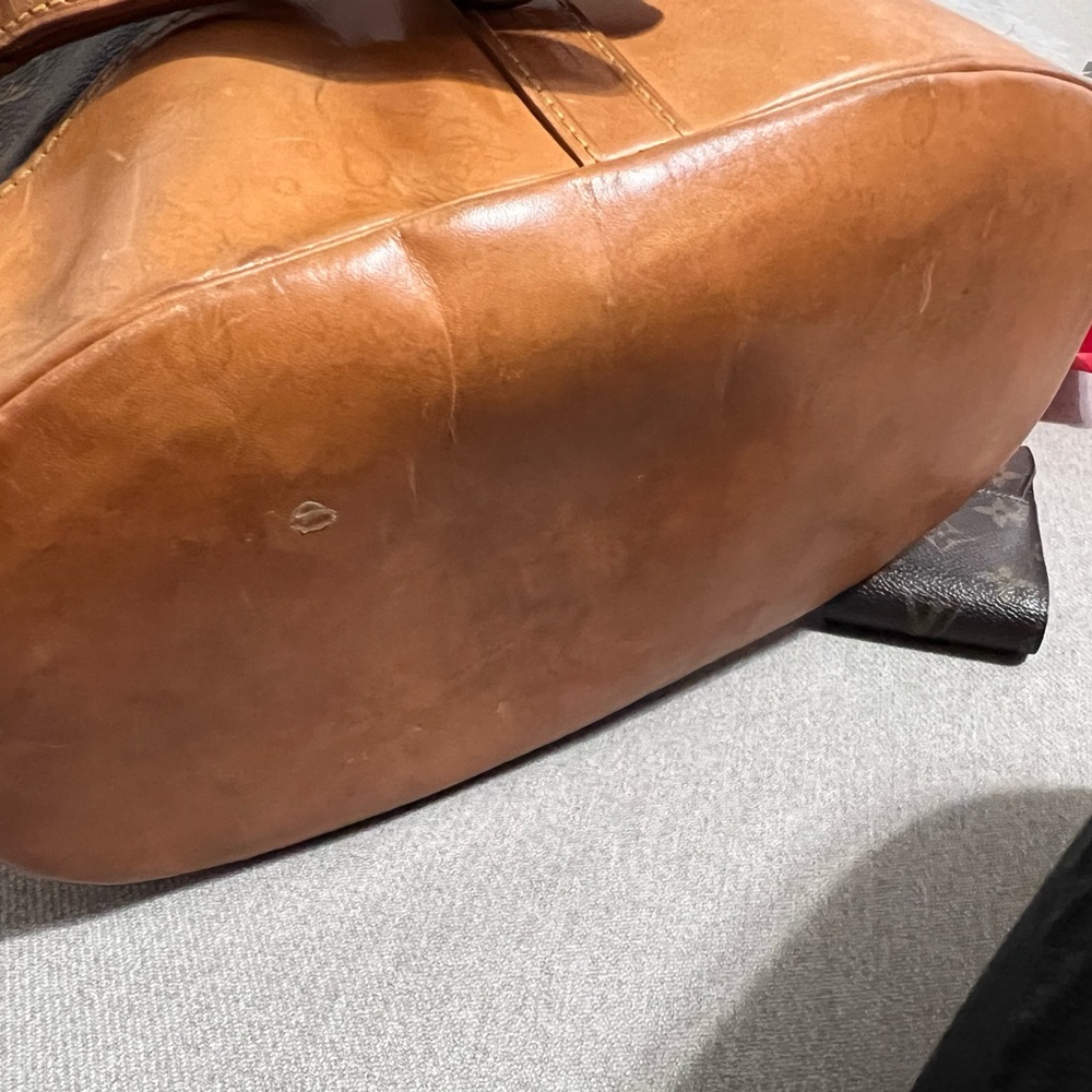 Louis Vuitton Randonnee GM - Picture 13 of 16